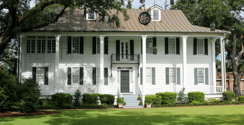 Elevate Your Home’s Style and Functionality with DRS Renovation!